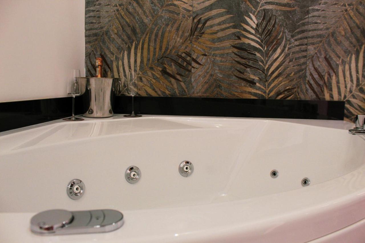 Lion Luxury Rooms Roma Exterior foto